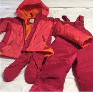 Lands end girl snow bibs, coat and matching gloves